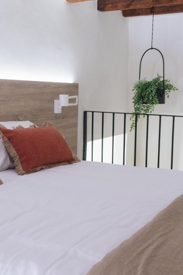 Apartaments La Rambla - Licorella - 4 Persones Cornudella de Montsant Exteriér fotografie